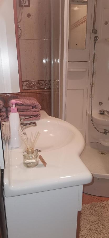 Tirana City Center Apartment Buitenkant foto