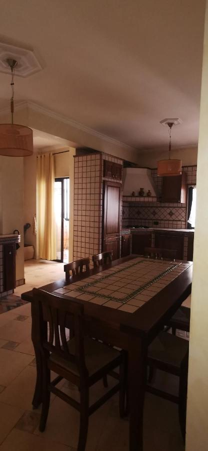 Tirana City Center Apartment Buitenkant foto